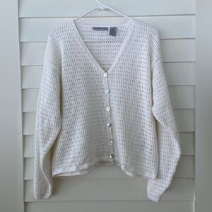 Northern Isles | White Open Knit Crochet Cardigan Shell Buttons XL